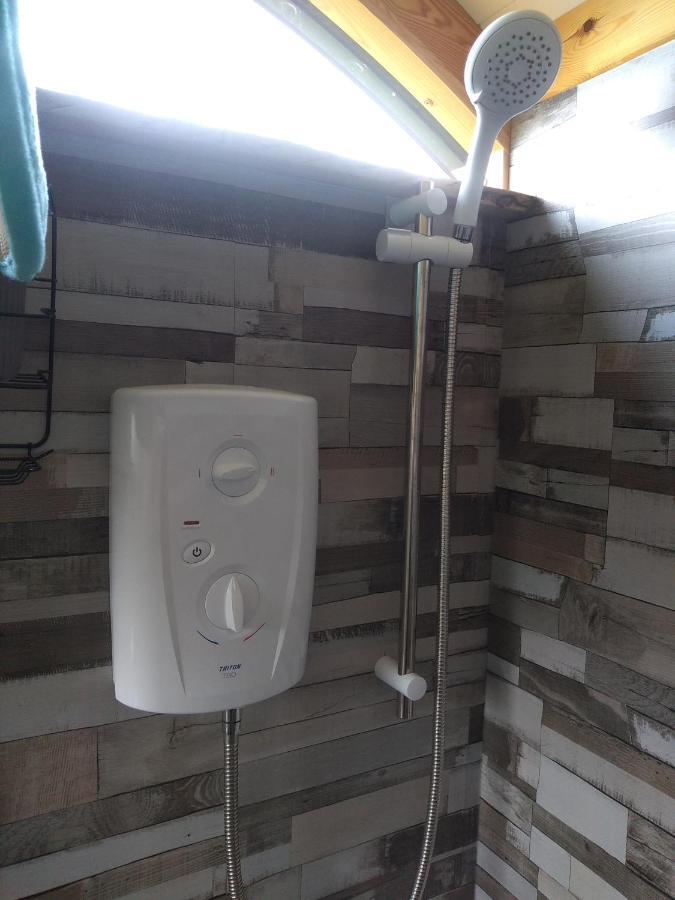 Glamping Malvern Shepherd Hut Exterior photo